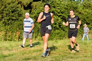 Download race photo <a href='Large/img_1084.jpg' class='lightbox-download'>here</a>