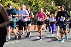 Download race photo <a href='Large/img_0143.jpg' class='lightbox-download'>here</a>