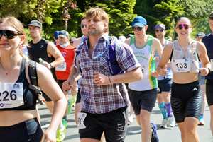 Download race photo <a href='Large/img_0063.jpg' class='lightbox-download'>here</a>