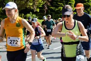 Download race photo <a href='Large/img_0071.jpg' class='lightbox-download'>here</a>