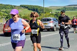 Download race photo <a href='Large/img_0697.jpg' class='lightbox-download'>here</a>
