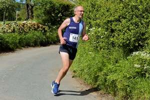 Download race photo <a href='Large/img_0909.jpg' class='lightbox-download'>here</a>