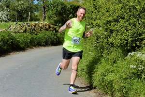 Download race photo <a href='Large/img_1020.jpg' class='lightbox-download'>here</a>