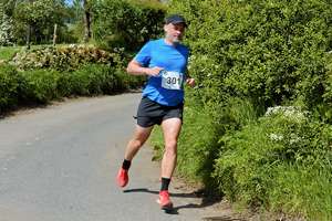 Download race photo <a href='Large/img_1050.jpg' class='lightbox-download'>here</a>