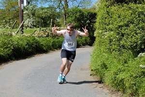 Download race photo <a href='Large/img_1127.jpg' class='lightbox-download'>here</a>