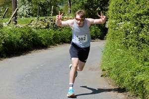 Download race photo <a href='Large/img_1128.jpg' class='lightbox-download'>here</a>