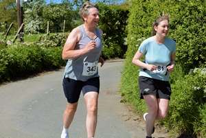 Download race photo <a href='Large/img_1413.jpg' class='lightbox-download'>here</a>