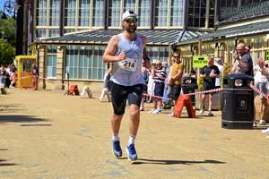 Download race photo <a href='Large/img_1588.jpg' class='lightbox-download'>here</a>