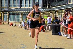 Download race photo <a href='Large/img_1593.jpg' class='lightbox-download'>here</a>