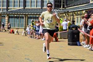 Download race photo <a href='Large/img_1597.jpg' class='lightbox-download'>here</a>