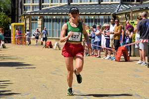 Download race photo <a href='Large/img_1630.jpg' class='lightbox-download'>here</a>
