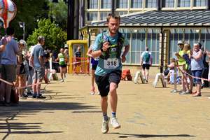 Download race photo <a href='Large/img_1673.jpg' class='lightbox-download'>here</a>