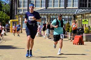Download race photo <a href='Large/img_1918.jpg' class='lightbox-download'>here</a>