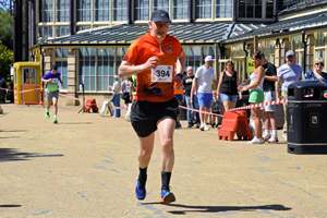 Download race photo <a href='Large/img_2060.jpg' class='lightbox-download'>here</a>