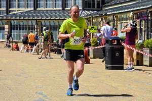 Download race photo <a href='Large/img_2121.jpg' class='lightbox-download'>here</a>