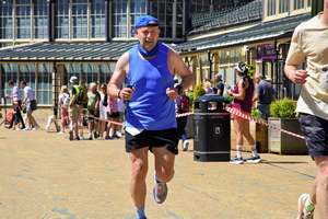 Download race photo <a href='Large/img_2137.jpg' class='lightbox-download'>here</a>