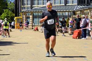 Download race photo <a href='Large/img_2140.jpg' class='lightbox-download'>here</a>