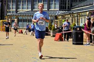 Download race photo <a href='Large/img_2168.jpg' class='lightbox-download'>here</a>