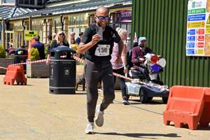 Download race photo <a href='Large/img_2263.jpg' class='lightbox-download'>here</a>