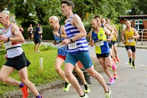 Download race photo <a href='Large/img_0041.jpg' class='lightbox-download'>here</a>