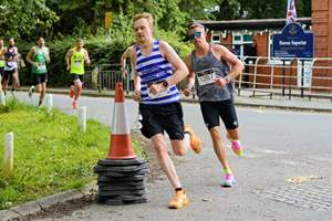 Download race photo <a href='Large/img_0079.jpg' class='lightbox-download'>here</a>