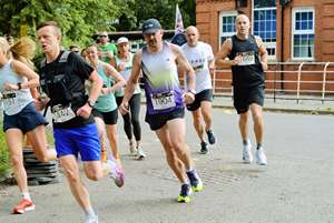 Download race photo <a href='Large/img_0517.jpg' class='lightbox-download'>here</a>