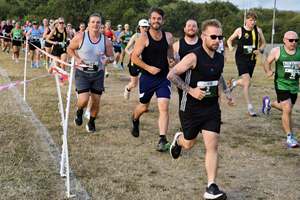 Download race photo <a href='Large/img_0141.jpg' class='lightbox-download'>here</a>