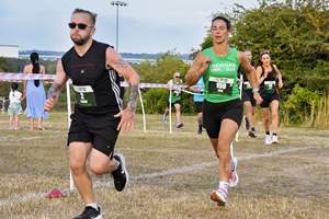 Download race photo <a href='Large/img_1210.jpg' class='lightbox-download'>here</a>