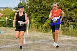 Download race photo <a href='Large/img_1519.jpg' class='lightbox-download'>here</a>