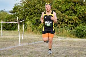 Download race photo <a href='Large/img_1584.jpg' class='lightbox-download'>here</a>