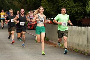 Download race photo <a href='Large/img_0013.jpg' class='lightbox-download'>here</a>