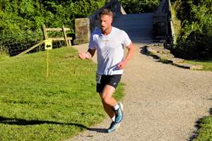 Download race photo <a href='Large/img_1113.jpg' class='lightbox-download'>here</a>