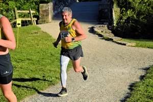Download race photo <a href='Large/img_1239.jpg' class='lightbox-download'>here</a>