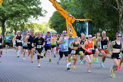 Download race photo <a href='Large/img_0016.jpg' class='lightbox-download'>here</a>