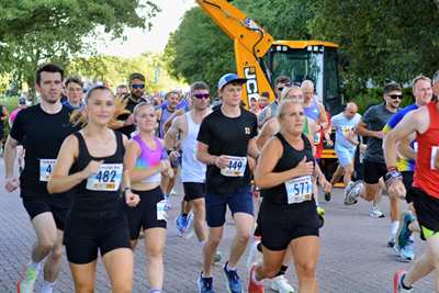Download race photo <a href='Large/img_0025.jpg' class='lightbox-download'>here</a>