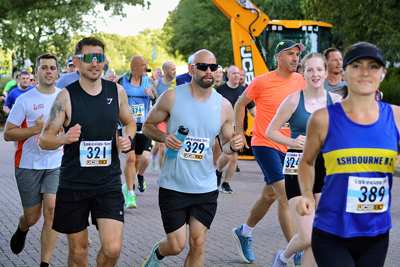 Download race photo <a href='Large/img_0046.jpg' class='lightbox-download'>here</a>