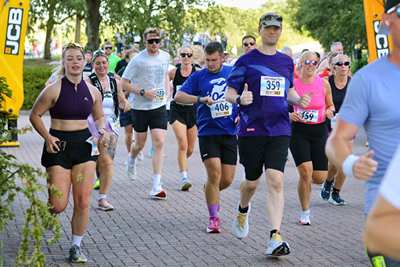 Download race photo <a href='Large/img_0049.jpg' class='lightbox-download'>here</a>