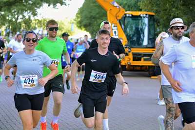 Download race photo <a href='Large/img_0054.jpg' class='lightbox-download'>here</a>