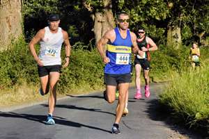 Download race photo <a href='Large/img_0098.jpg' class='lightbox-download'>here</a>