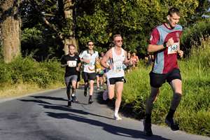 Download race photo <a href='Large/img_0144.jpg' class='lightbox-download'>here</a>