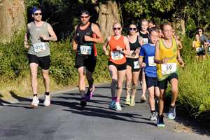 Download race photo <a href='Large/img_0153.jpg' class='lightbox-download'>here</a>