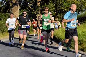 Download race photo <a href='Large/img_0185.jpg' class='lightbox-download'>here</a>