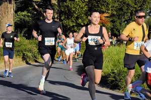Download race photo <a href='Large/img_0214.jpg' class='lightbox-download'>here</a>