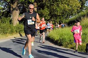 Download race photo <a href='Large/img_0234.jpg' class='lightbox-download'>here</a>