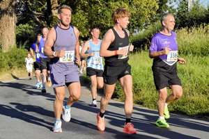 Download race photo <a href='Large/img_0313.jpg' class='lightbox-download'>here</a>