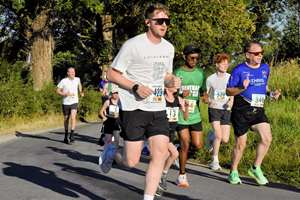 Download race photo <a href='Large/img_0359.jpg' class='lightbox-download'>here</a>