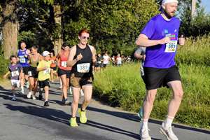 Download race photo <a href='Large/img_0375.jpg' class='lightbox-download'>here</a>