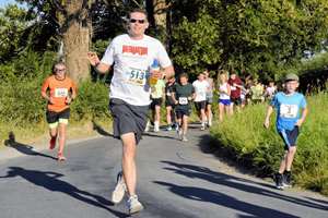 Download race photo <a href='Large/img_0390.jpg' class='lightbox-download'>here</a>
