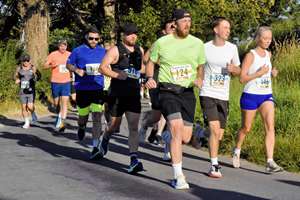 Download race photo <a href='Large/img_0404.jpg' class='lightbox-download'>here</a>