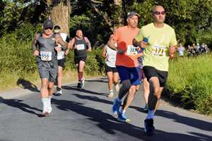 Download race photo <a href='Large/img_0410.jpg' class='lightbox-download'>here</a>